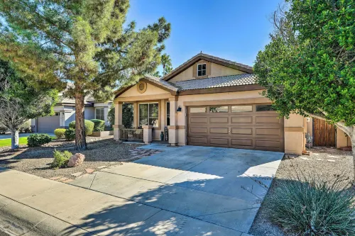 4 Mi to Peoria Sports Complex: Family Home w/ Pool - 3 tähden