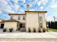 Spacious 4BR Family Home Near Disneyland & LA Attractions Hotels in Hacienda Heights