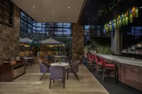 DoubleTree by Hilton Gurugram Baani Square - Quầy bar