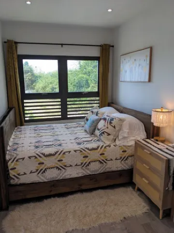 Casa NoSe' at Black Sand Beach