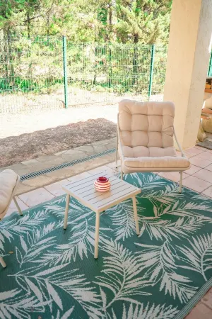 Cotignac en famille - the perfect setting for your vacation