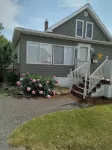 Charming 3-bedroom house with WiFi and AC in serene Sinclair