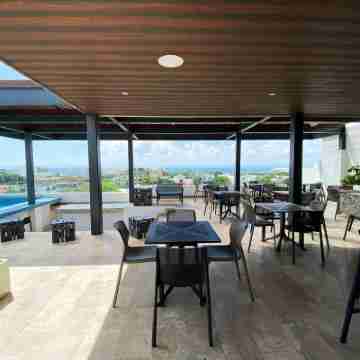 Incredible 2-bedroom condo in lovely Playa del Carmen Dining/Meeting Rooms