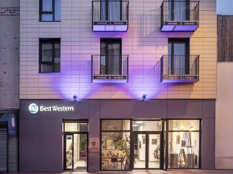 Best Western 11Bauer Paris Saint-Ouen