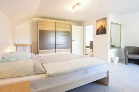 Robbenglück Tossens OG - 2 bedrooms, garden terrace, dog allowed