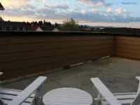 New 3BR w/ Garage, 1 Mile from Downtown Hotels in Hamilton