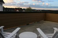 New 3BR w/ Garage, 1 Mile from Downtown