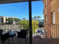 Bright apartment with sea views Salou-La Pineda - Tarragona!