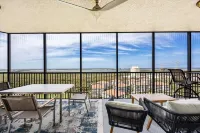 Luxury 3-Bedroom Condo with Gulf View – Naples/ Bonita Springs/Florida Getaway