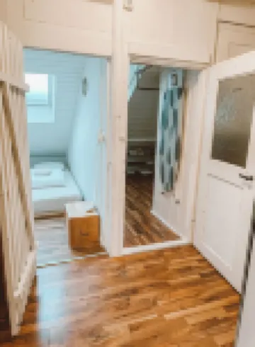 Old apartment in the heart of the city with terrace