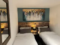 Exclusive beach chalet on the North Sea - close to the beach with fence