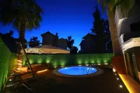 Luxury villa with pool & garden in Belek - close to the beach, ideal for families Serik tahtakalespot Tuesday Market Branch 주변 호텔