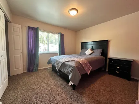 Eagle River Grand Suites Отели в г. Eagle River