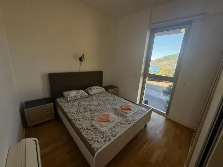 Harmonia Budva 1 - Apartment with Sea View