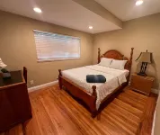 Spacious 5-bedroom house in delightful Danville with WiFi, AC Hotels near Dougherty Station Library - Contra Costa County Library