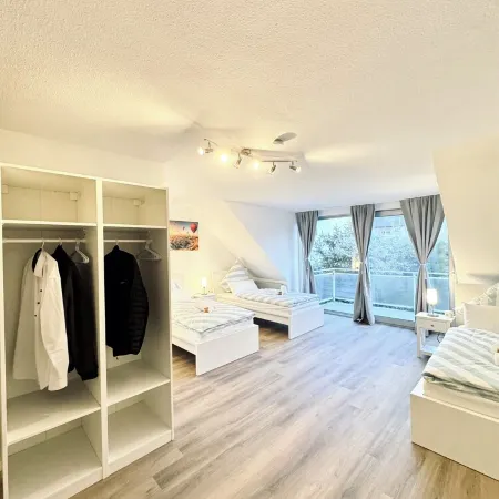 Apartment 4you Cologne-Frechen Отели в г. Фрехен