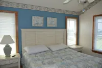 ComeSailAwayOBX-gorgeous 6 bedrooms/5.5 baths, oceanviews, pool, hot-tub,  beach - Wi-Fi