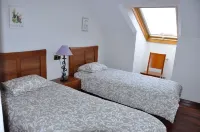 Lodging Santa Maria III 10 minutes from Santiago Hotels in Ames