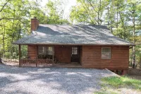 Charming 4-bedroom cabin with WiFi, AC in Bryce Resort