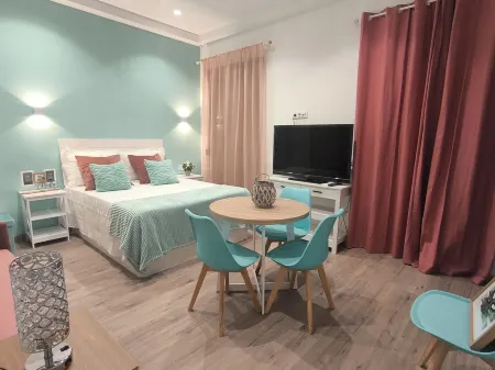 Casa Cervera: Acogedor Estudio con una Magnifica Ubicación en la Bahía de Cádiz Отели в г. Сан-Фернандо