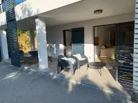New, Comfortable Apartment, Sleeps 4, XL Garden Terrace. - 3-Star