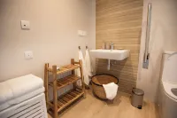 Cozy apartment with terrace and views in the neighborhood of Monachil Monachil附近的飯店