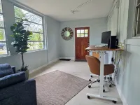 Cozy 2-bedroom house in enjoyable New Smyrna/ Edgewater with AC, WiFi