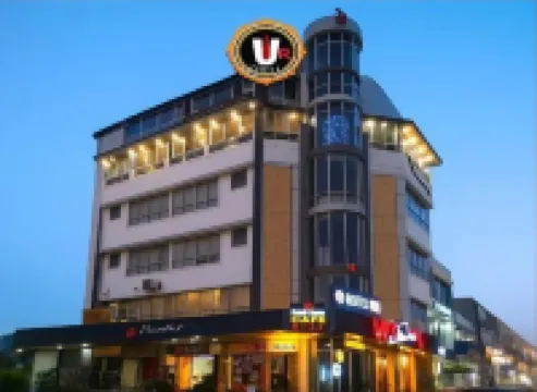 UR 호텔 알라하바드  호텔