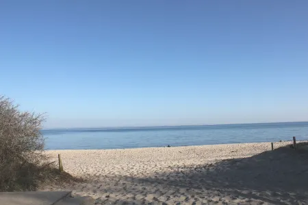 Seestern apartment - perfect for families with playground & garden, 15 min to the beach Отели в г. Калькхорст