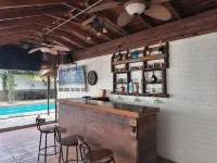 Beautiful house 3 bedroom and 2 1/2  baths , contemporary style, great location