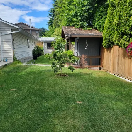 Homey Place in Sechelt , close to town and beaches