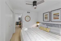 Charming 2-bedroom house in Saugatuck with AC, WiFi, Pet Friendly