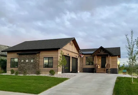 Newly Built 4 Bedroom House Centrally located in the Heart of Teton Valley