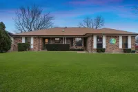 Private Tennis+PickleBall+Bball+Hottub+Golf+Pool