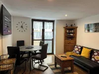 Beautifully located vacation apartment Anabella in the center of Zell an der Mosel Hotels in Zell