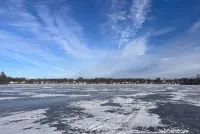 Lake Side Cottage - Summer or Winter Getaway