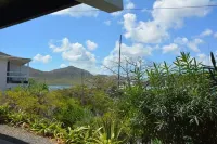 Falmouth Beach D2 lovely ocean view Hotel di Liberta