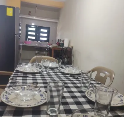 House with excellent location to reach by road or highway.