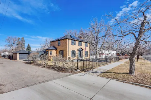 Half-mi to Unc: Historic Dtwn Greeley Home - 3 Sao
