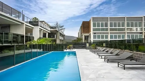 Headlands Austinmer Beach Hotels in Woonona