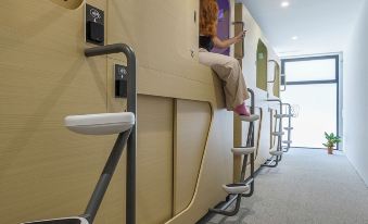 Urban Cube Hostel Granada