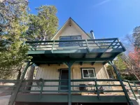 Mountain modern A-Frame near Lake Arrowhead. Just remodeled! 2 units for 1 price