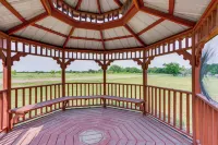 Northeast Texas Vacation Rental ~ 6 Mi to Commerce