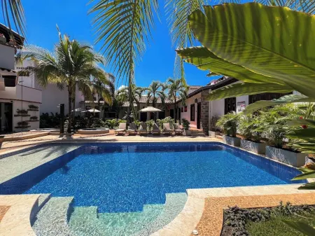 Casa Linaje Hotel Boutique by HMC -Cauca Viejo- Mayores de 10 años Отели в г. Херико