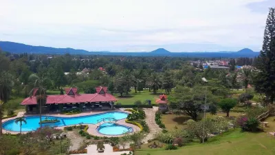 Sinabung Hills Resort Hotels near Mount Sibayak