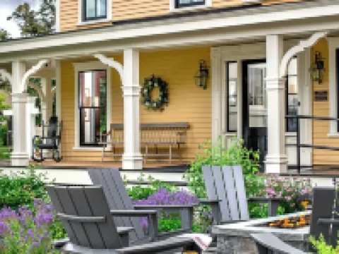 Pickering House Hotels in Wolfeboro