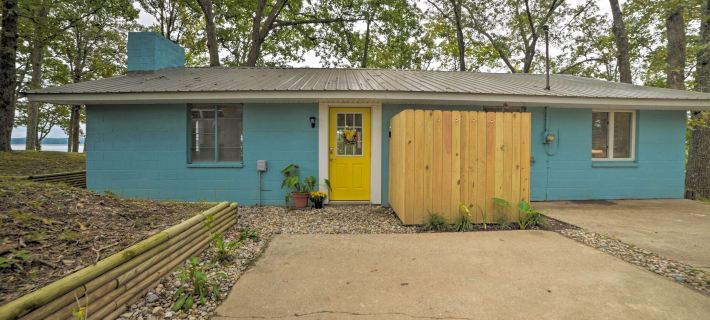Kentucky Lake Cabin w/ Private Dock + Yard Hotels in Calloway County