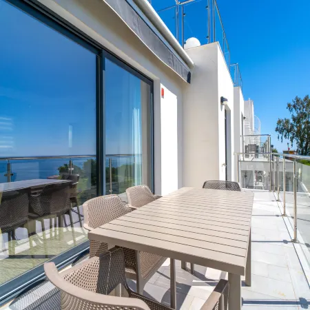 Penthouse in Nerja with Infinity Pool Views
