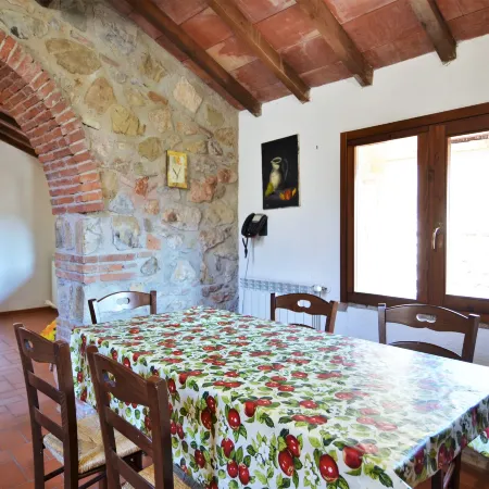 Tuscany Apartment with 2 Pools