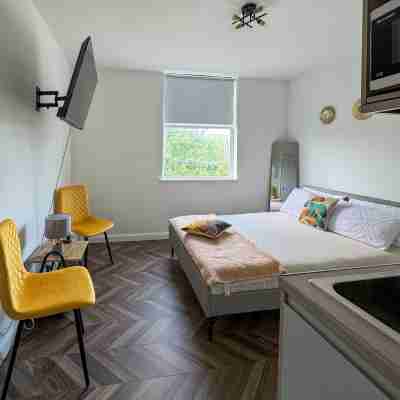 Dalston Luxe Studios (3 Miles away from Liverpool Train Station) Rooms